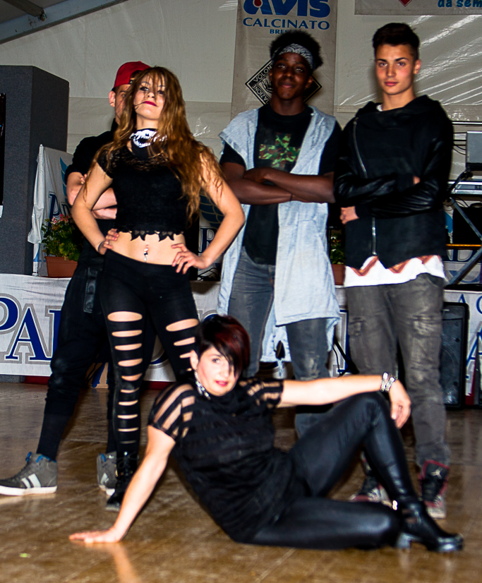 https://www.breakmagazinenews.it/wp-content/uploads/2015/04/0001-2015-04-26-FESTA-ALBERELLE-ESIB-HIP-HOP-JASMINE-GROUP.jpg