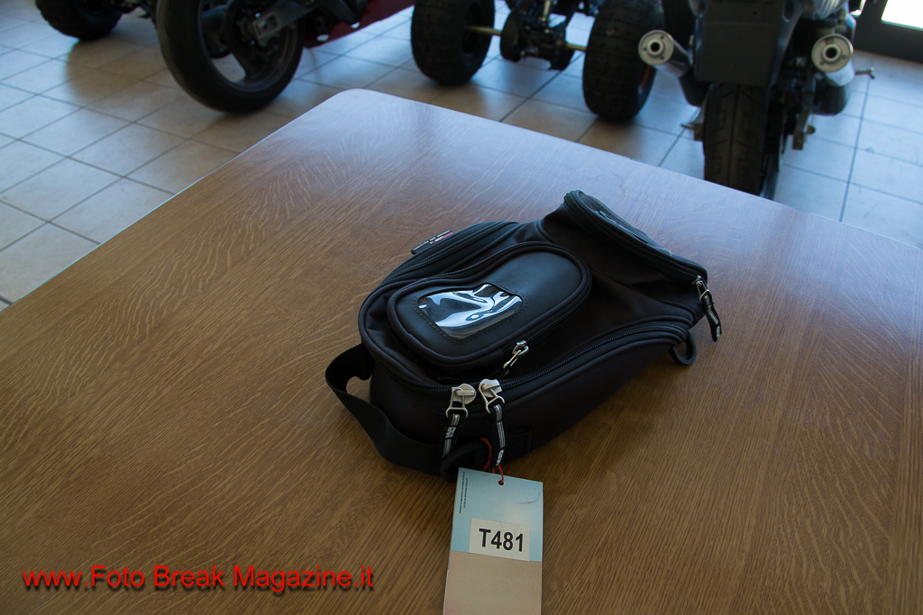 BORSA CON CALAMITE SERBATOIO GIVI € 59.00