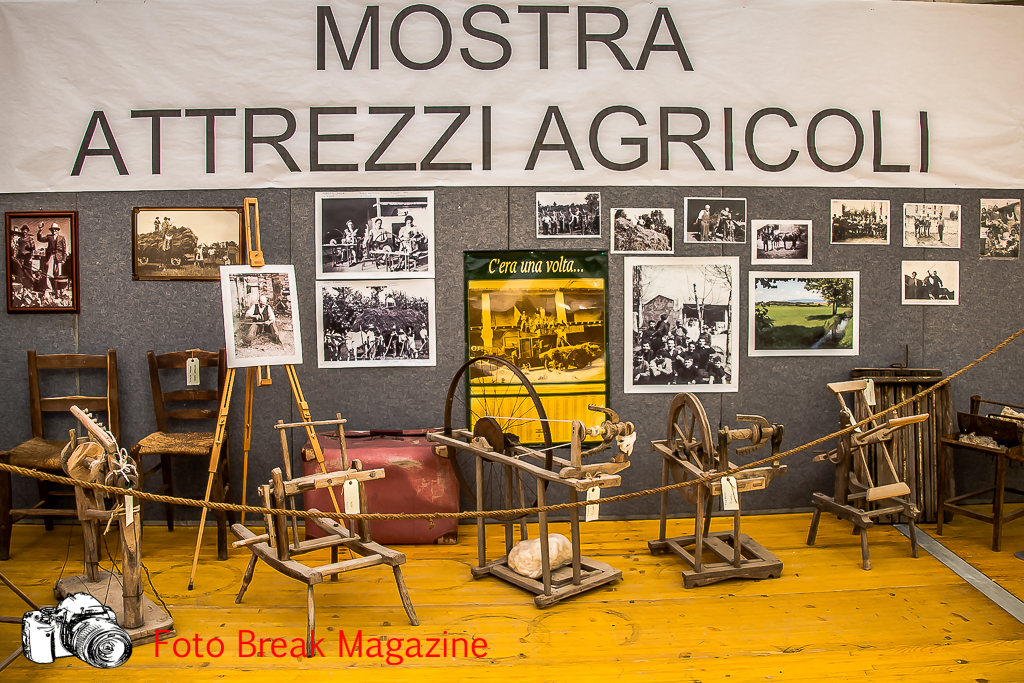 2017-04-23 Album Foto Inaugurazione Mostra Attrezzatura Storica Contadina Con Fotografie